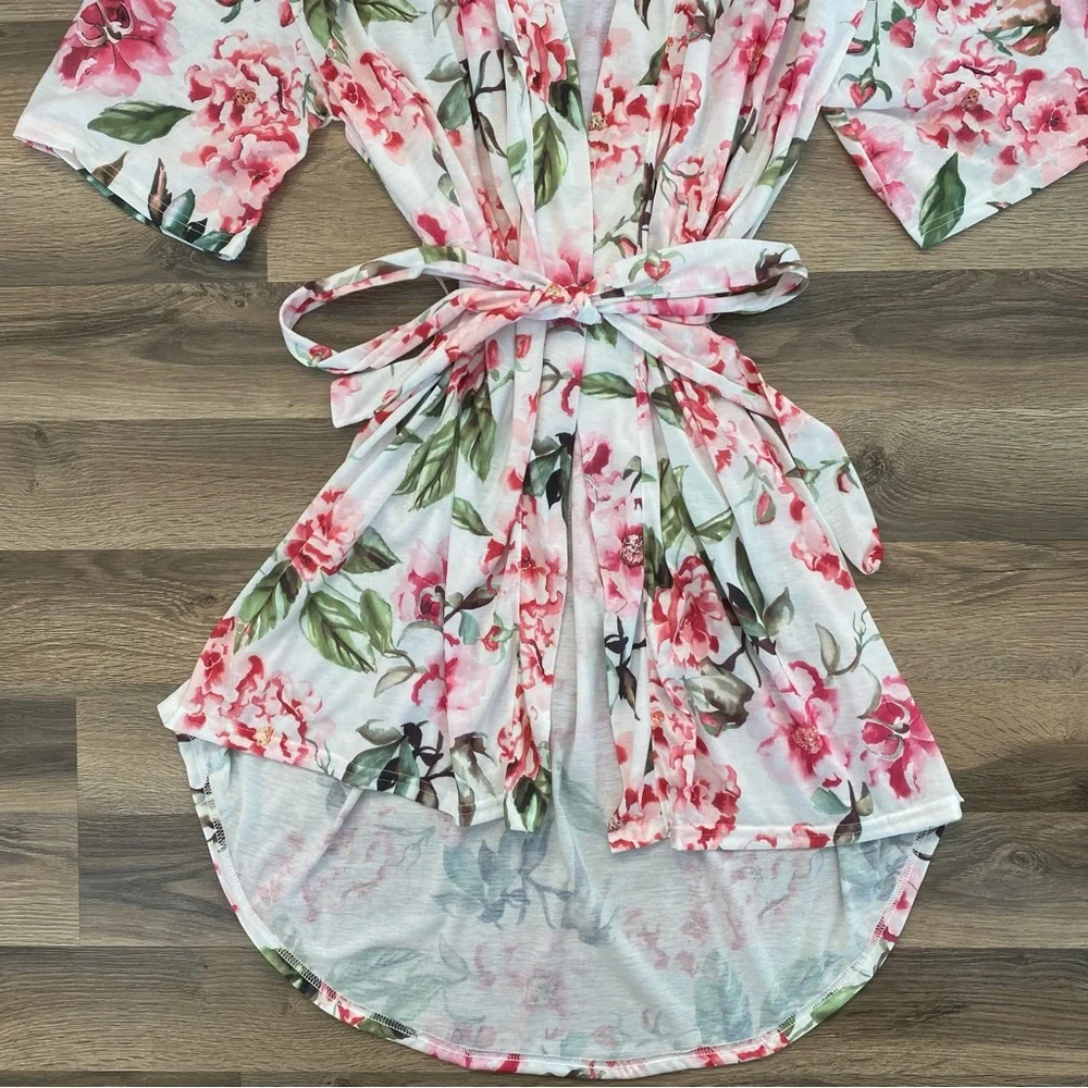 Show Me Your Mumu Pink Floral Short Sleeve Robe - Picture 4 of 7